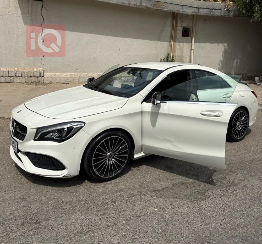 Mercedes-Benz CLA